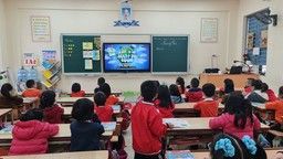 Liên đội tiểu học Hoàng Diệu triển khai mô hình sinh hoạt dưới cờ theo chủ điểm "Mỗi tuần một câu chuyện đẹp, một tấm gương sáng, một cuốn sách hay"