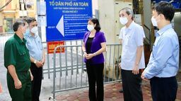 Quản chặt Giấy đi đường cả phần "gốc" và phần "ngọn"