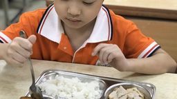 Đảm bảo an toàn thực phẩm tại trường Tiểu học Hoàng Diệu