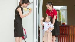 Phải làm sao để con tự giác làm bài tập?