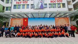 Chuyên đề cấp quận môn giáo dục thể chất theo chương trình phổ thông mới lớp 1 tại trường tiểu học Hoàng Diệu