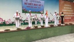 Lễ sơ kết học kỳ I năm học 2020 - 2021 của thầy trò trường tiểu học Hoàng Diệu với nhiều niềm vui
