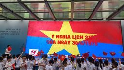 Trường Tiểu học Hoàng Diệu chào mừng kỉ niệm 47 năm ngày giải phóng Miền Nam thống nhất đất nước (30/04/1975 - 30/04/2022)