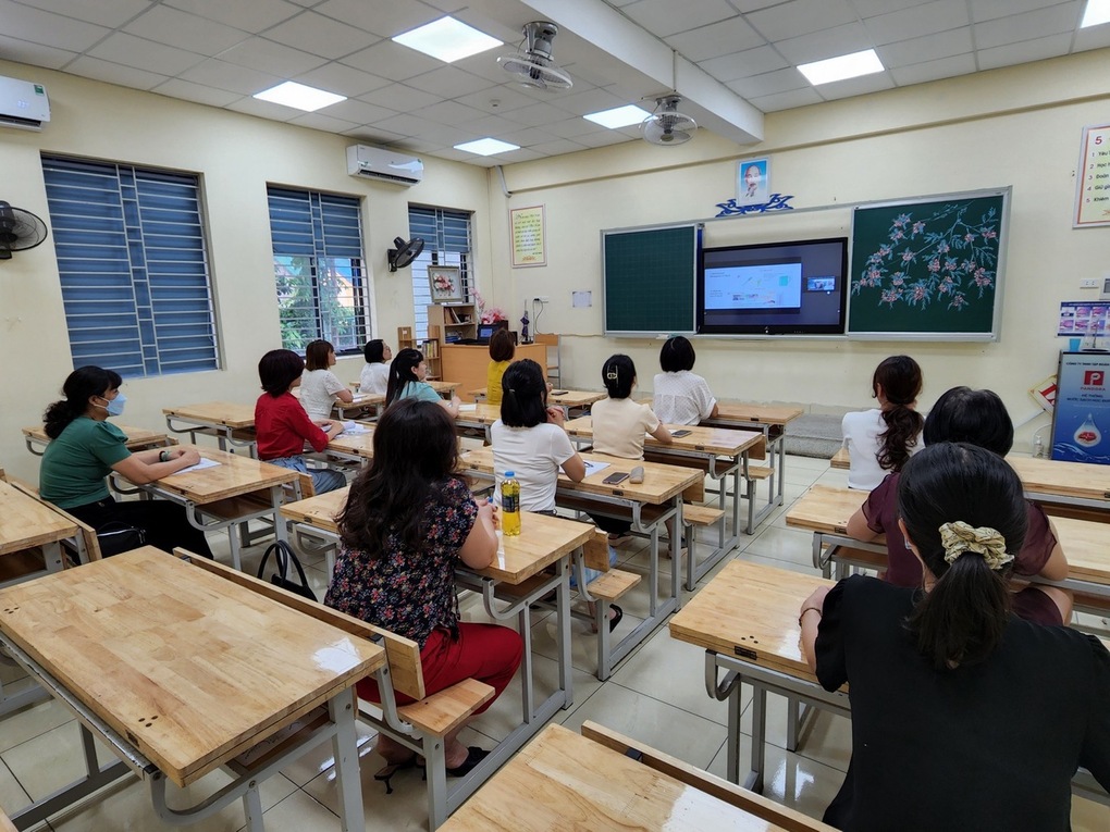 Trường Tiểu học Hoàng Diệu tham gia tập huấn sách giáo khoa lớp 3 - năm học 2022 - 2023