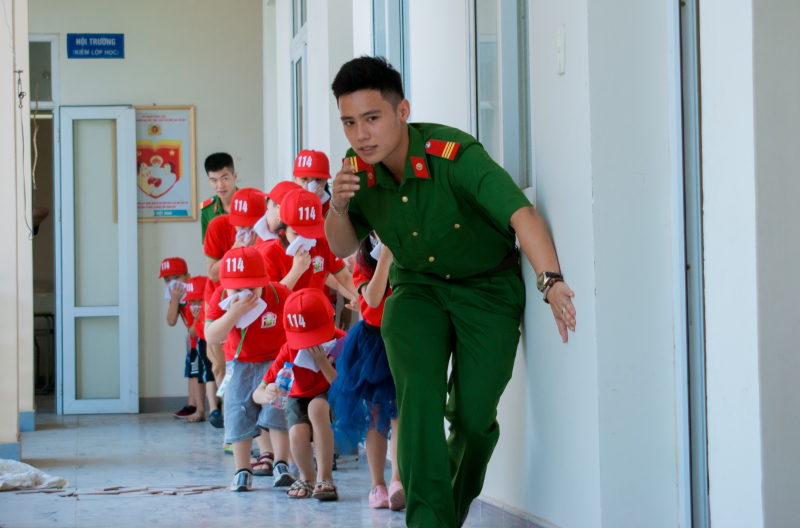 Đưa phòng cháy, chữa cháy vào giảng dạy từ mầm non đến đại học