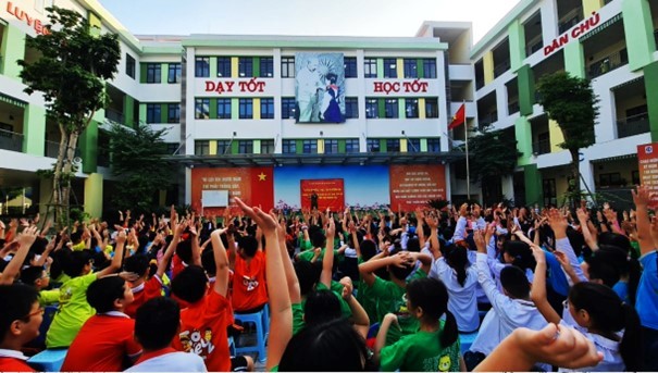 Trường Tiểu học Hoàng Diệu giáo dục học sinh giữ gìn vệ sinh trường lớp và môi trường xung quanh