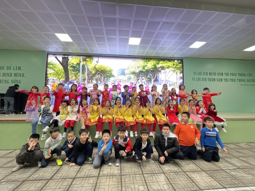 Chương trình sinh hoạt dưới cờ đầu tuần vui nhộn của các con học sinh lớp 3A2