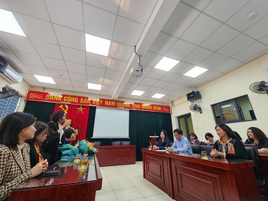 Trường Tiểu học Hoàng Diệu vui mừng chào đón đồng chí Lưu Thị Hồng Hạnh tân Hiệu trưởng về công tác tại trường