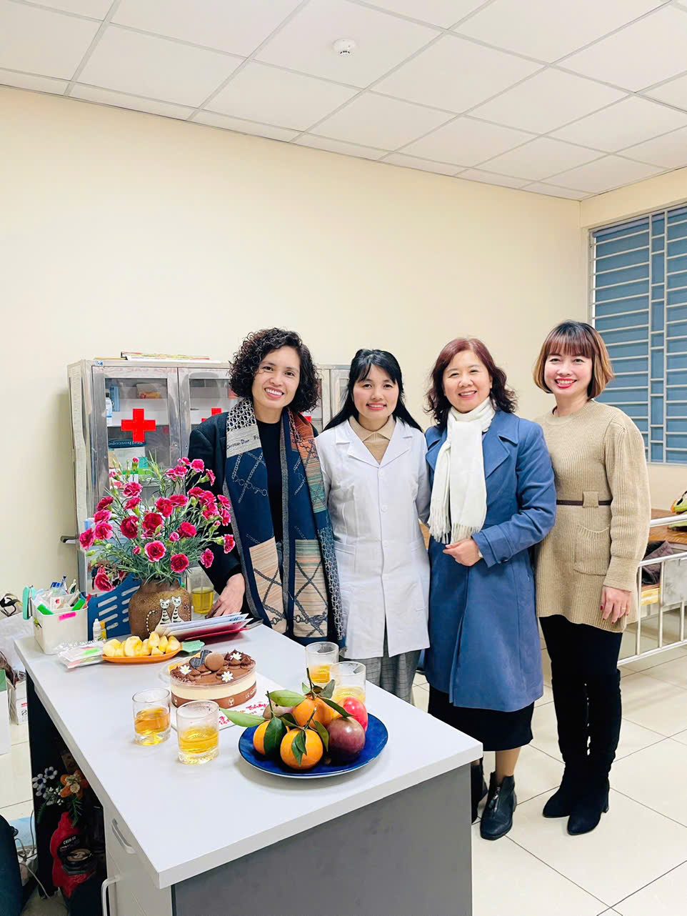 Trường Tiểu học Hoàng Diệu tri ân các thầy thuốc nhân kỷ niệm 70 năm ngày thầy thuốc việt nam
