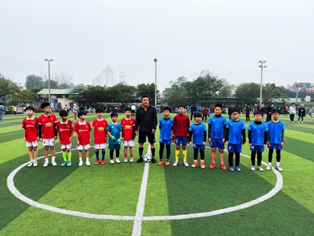 Đội bóng đá trường Tiểu học Hoàng Diệu tiếp tục tỏa sáng tại trận 2 vòng bảng   giải bóng đá nam khối Tiểu học năm học 2024-2025