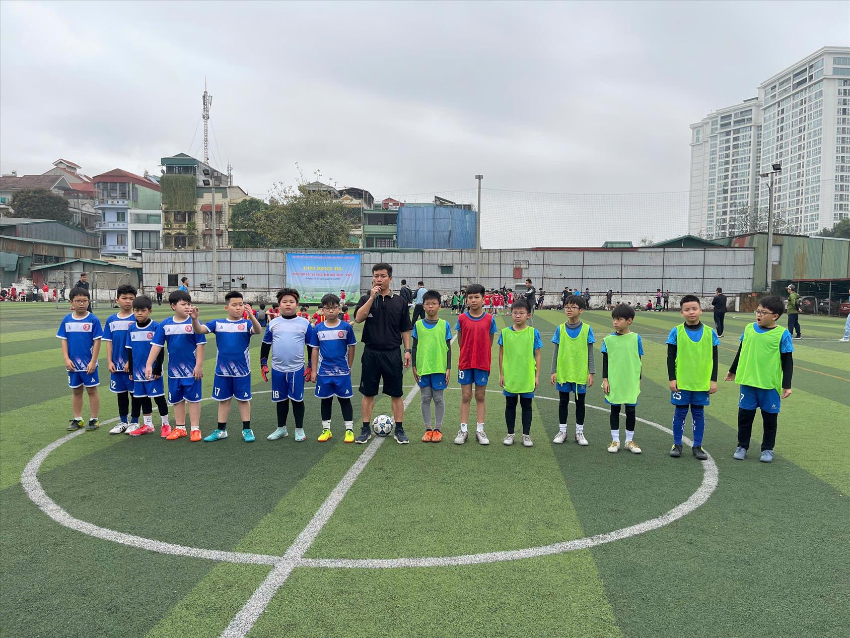 Đội bóng đá trường Tiểu học Hoàng Diệu tiếp tục chuỗi chiến thắng tại vòng bảng giải bóng đá nam khối Tiểu học năm học 2024-2025