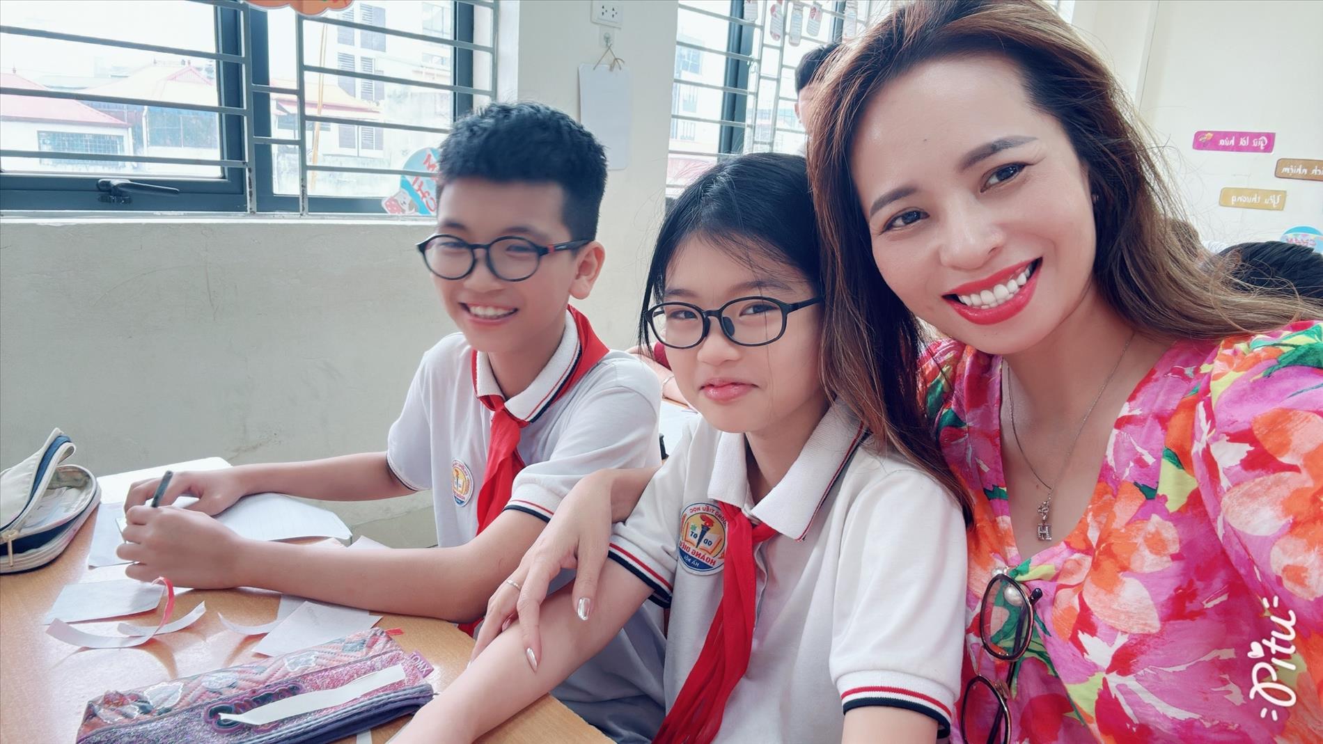 Các tác phẩm của học sinh trường Tiểu học Hoàng Diệu nhân kỉ niệm 50 năm ngày Giải phóng miền nam (30/04/1975 – 30/04/2025)