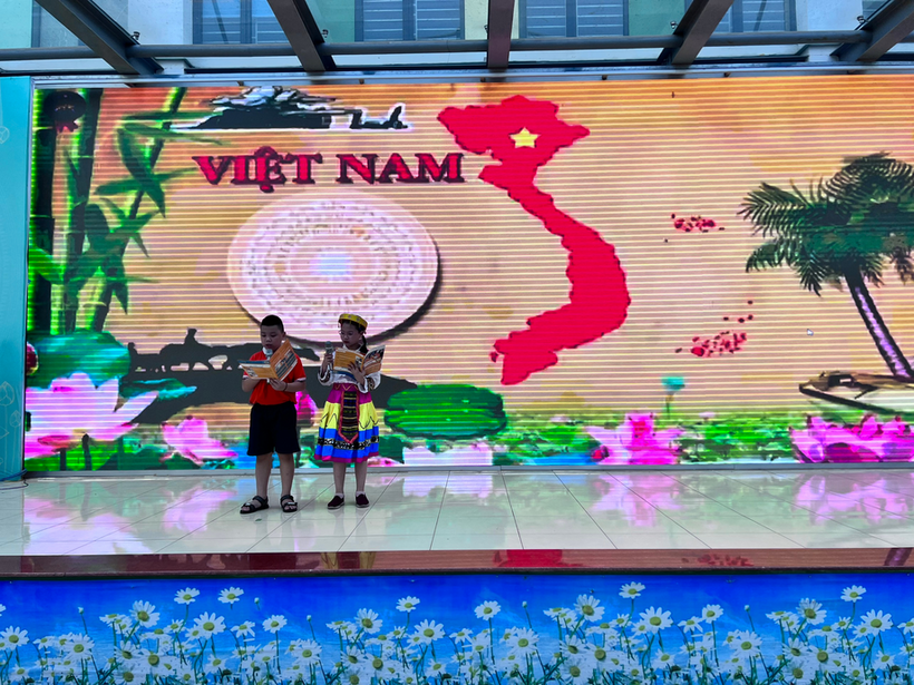 A picture containing text, colorful, painted

Description automatically generated