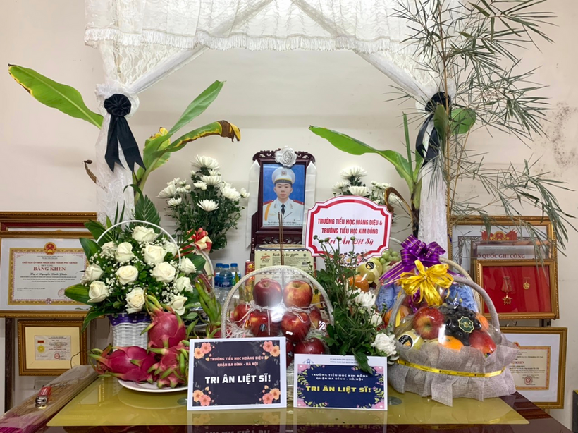 Calendar

Description automatically generated