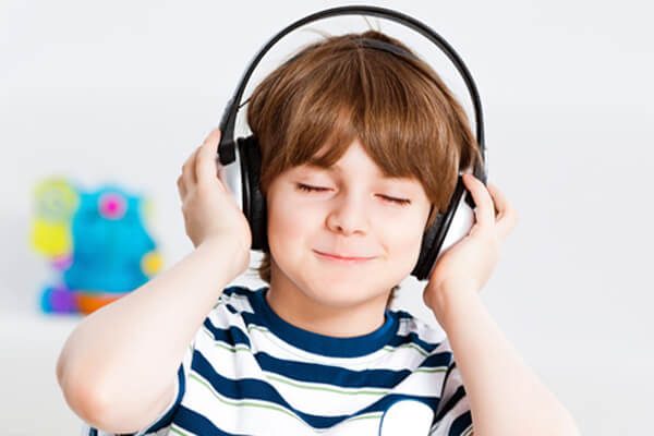 NHỮNG BÀI HÁT TIẾNG ANH TRẺ EM VUI NHỘN