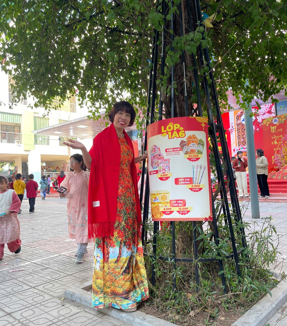 C:\Users\Mrs Dung\Downloads\c08f32c75d75e12bb864 (1).jpg