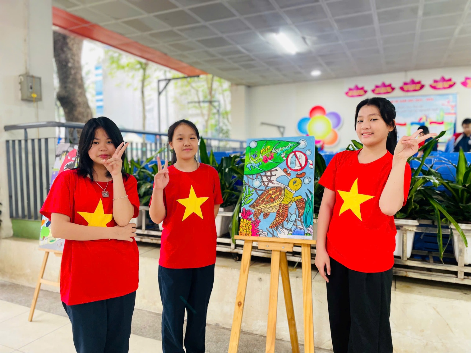 A group of girls wearing red shirts

AI-generated content may be incorrect.